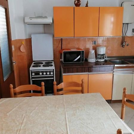 Spacious 2-Room Apartment With Beautiful Sea View Цриквеница Экстерьер фото